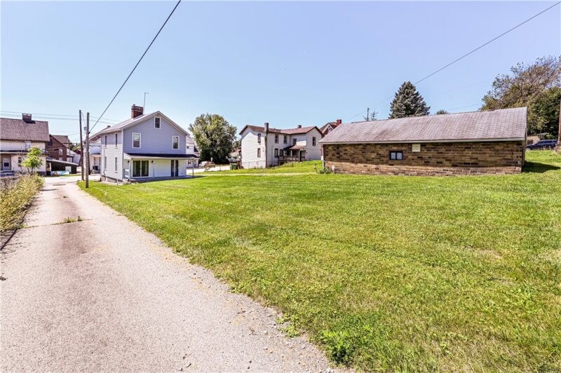 615 W Otterman St — photo 4