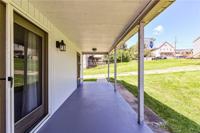 615 W Otterman St — photo 8