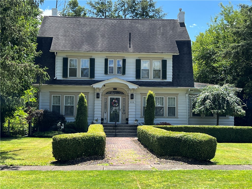 410 E Clen Moore Blvd — photo 1