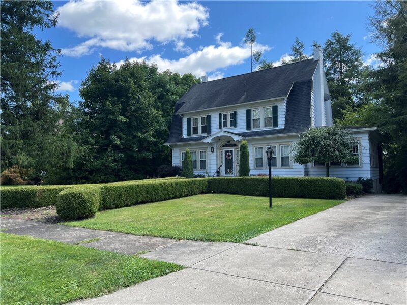 410 E Clen Moore Blvd — photo 2
