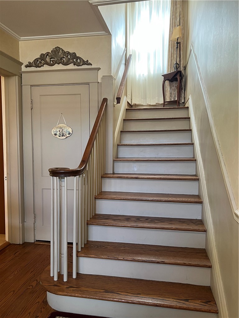 410 E Clen Moore Blvd — photo 4