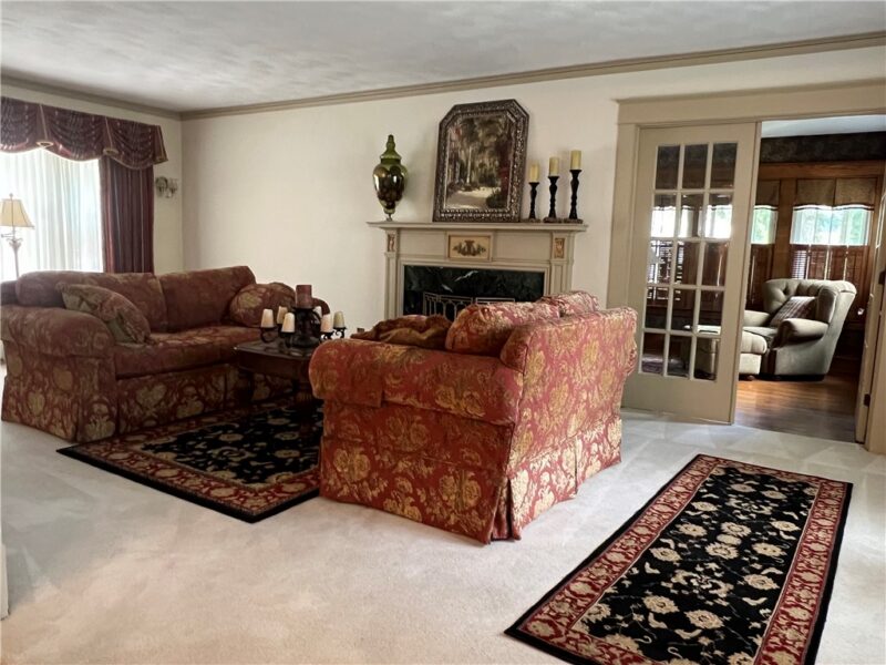 410 E Clen Moore Blvd — photo 8