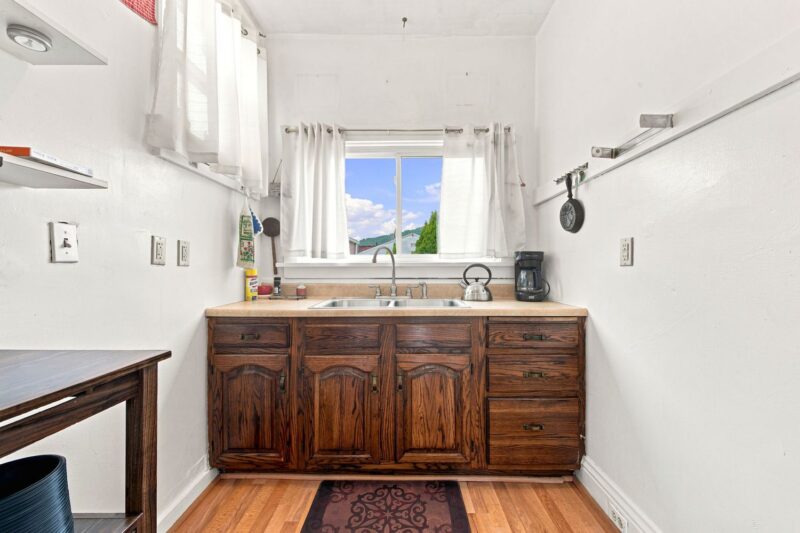 530 Euclid AVENUE — photo 6