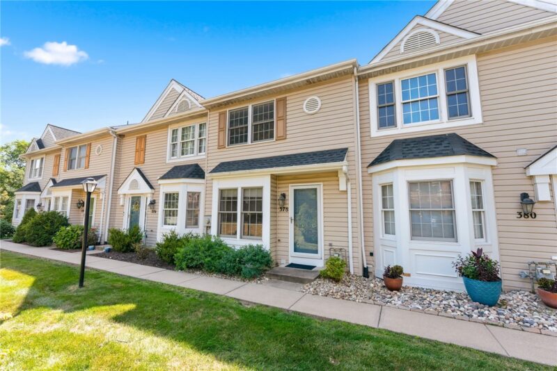 378 Jubilee Drive — photo 3