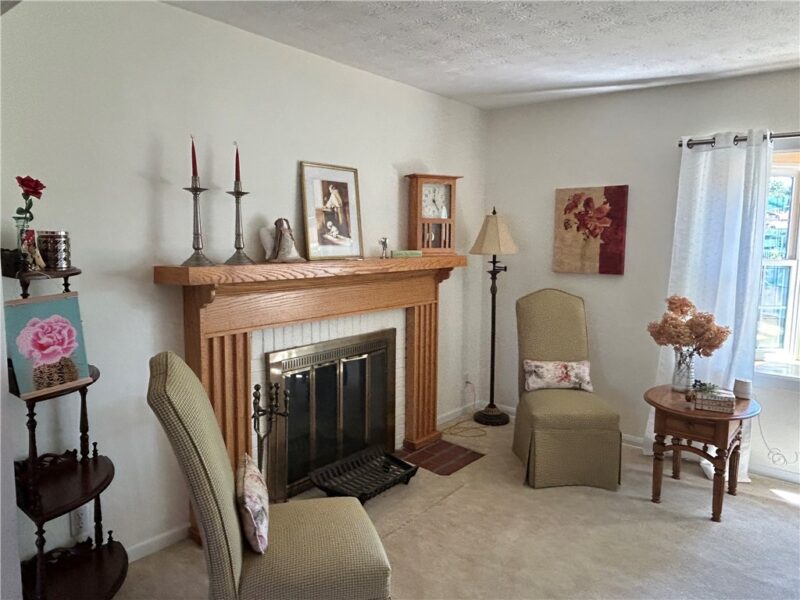 276 East Ave — photo 8