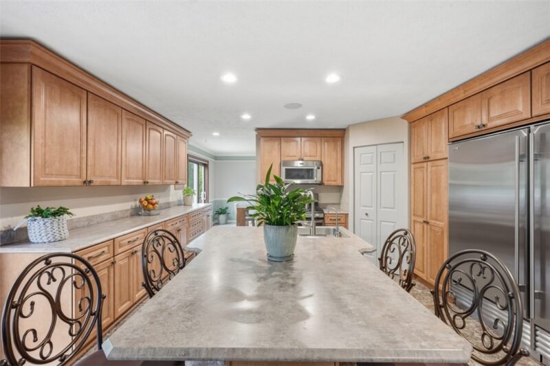 32 Westchester Ct. — photo 4