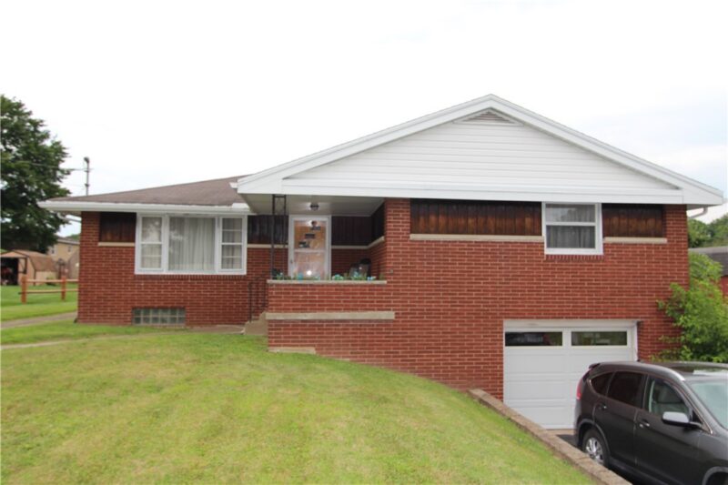 541 Thomas Richard Ln — photo 2