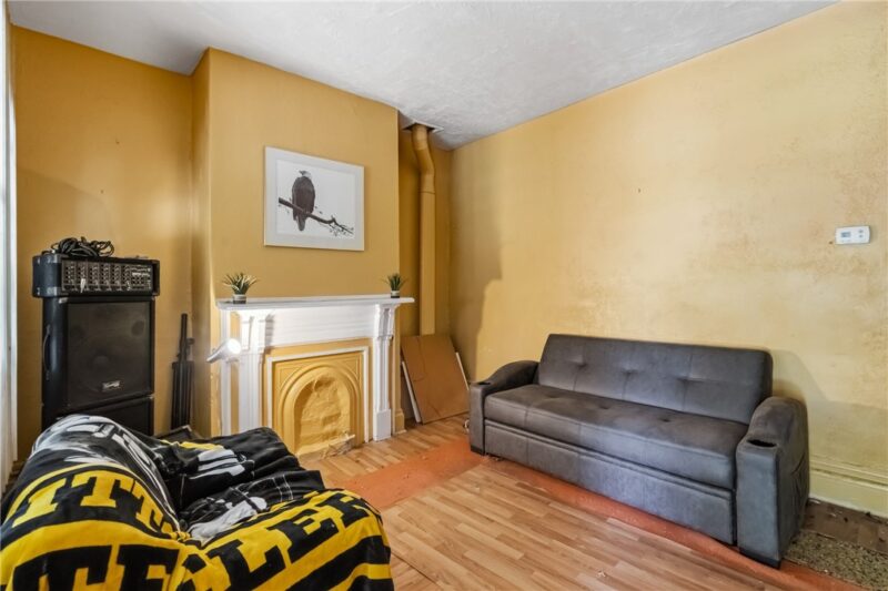 5363 Hillcrest St — photo 3