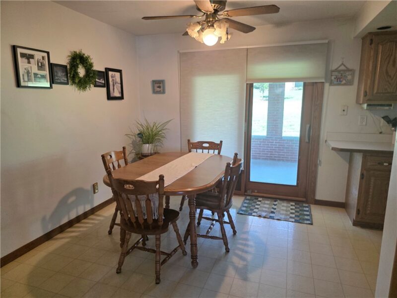 2638 Beverly Dr — photo 3
