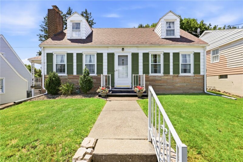 93 Violet Street — photo 3