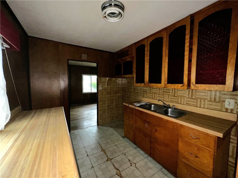 217 Sherwood Drive — photo 5
