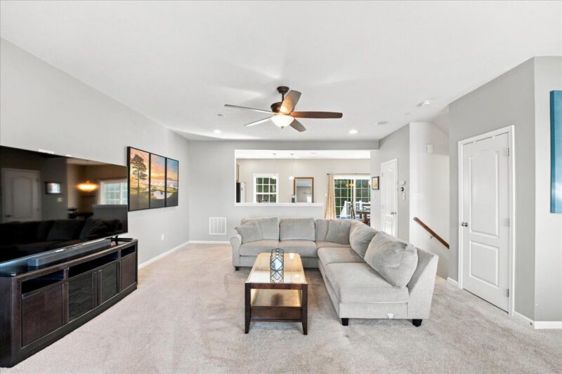 608 Freedom Drive — photo 3