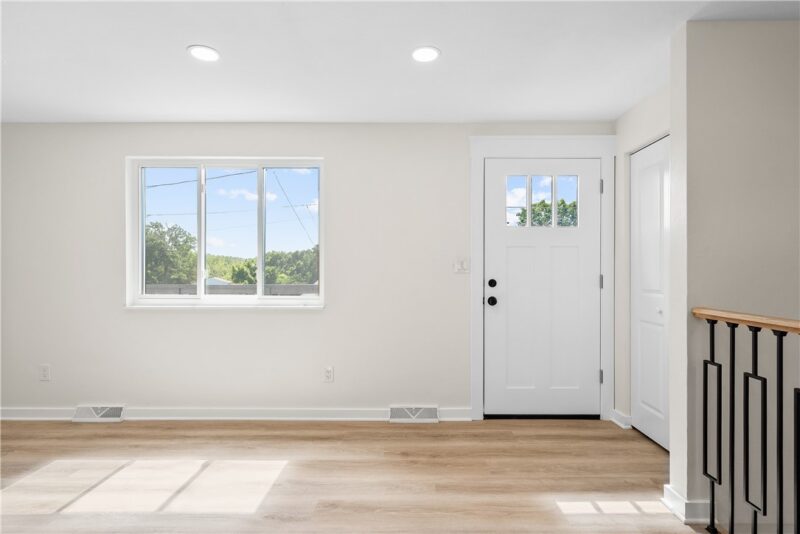 335 Eighmy Rd — photo 6