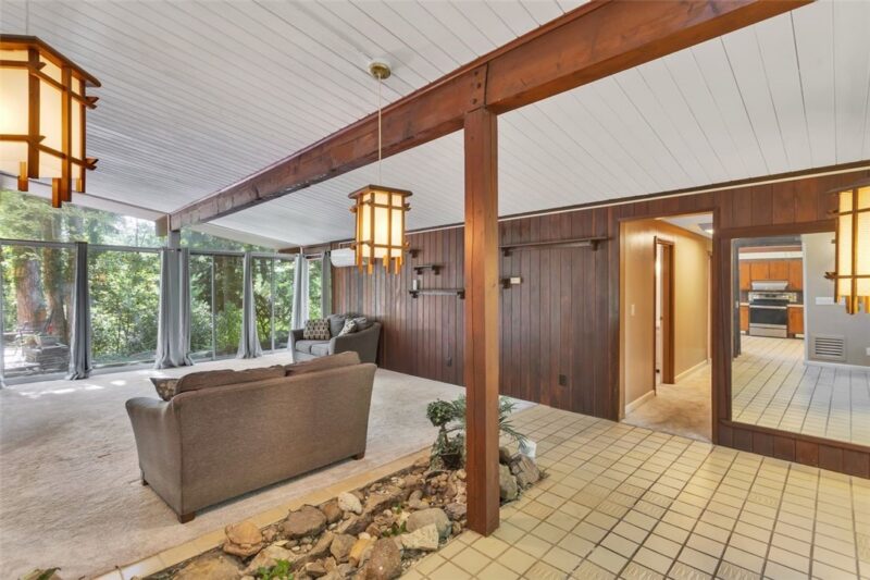 213 Brooks Dr — photo 5