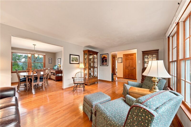 35 Weller Drive — photo 6