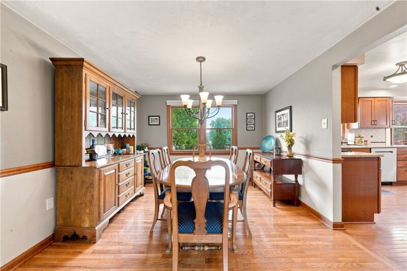 35 Weller Drive — photo 8