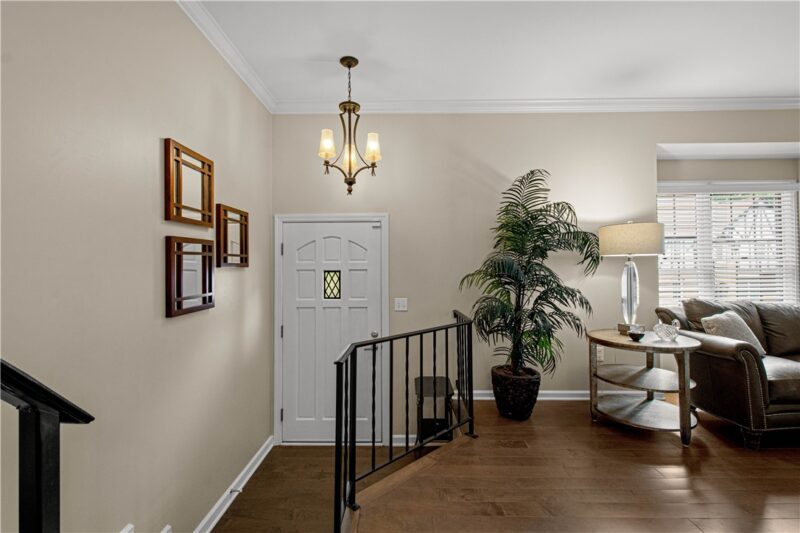 313 Kingsberry — photo 4