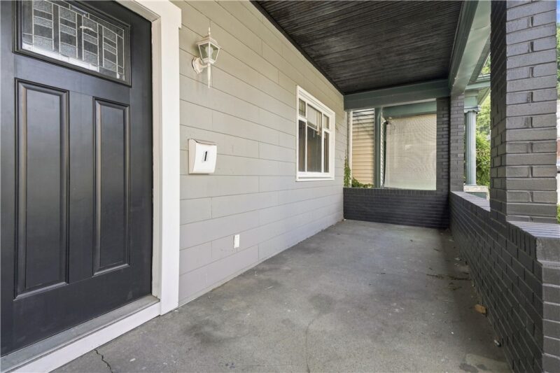 217 Linden Ave — photo 3