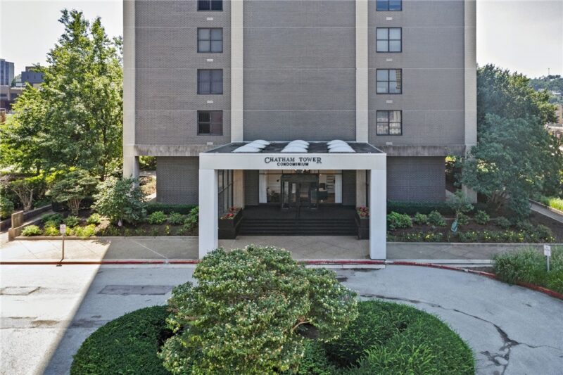 112 Washington Pl 18C — photo 5