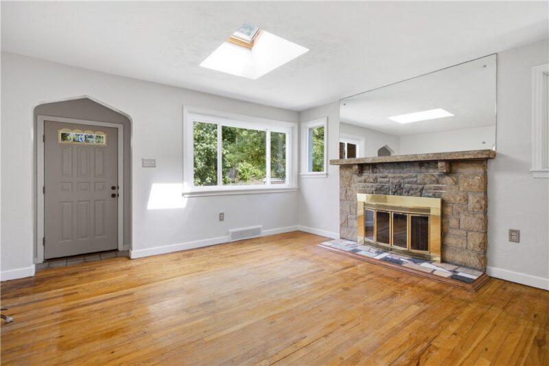 906 Lebanon Ave — photo 3