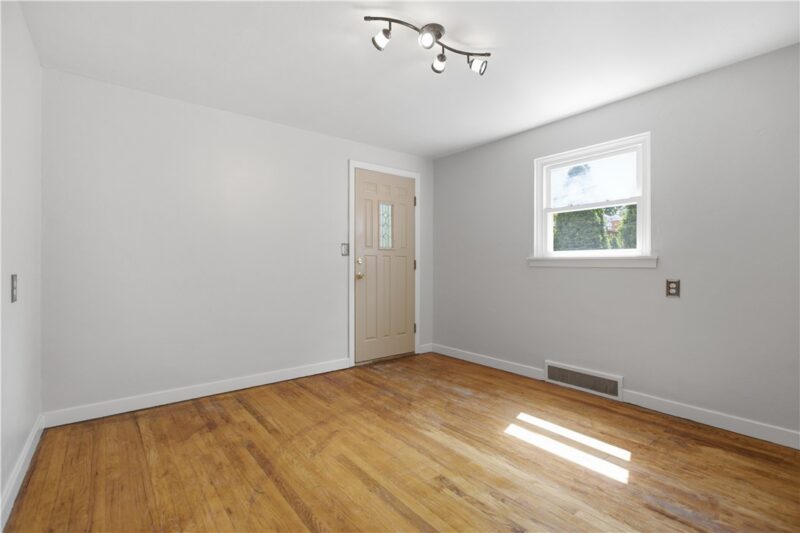 906 Lebanon Ave — photo 6