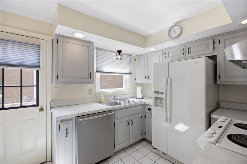 906 Lebanon Ave — photo 8