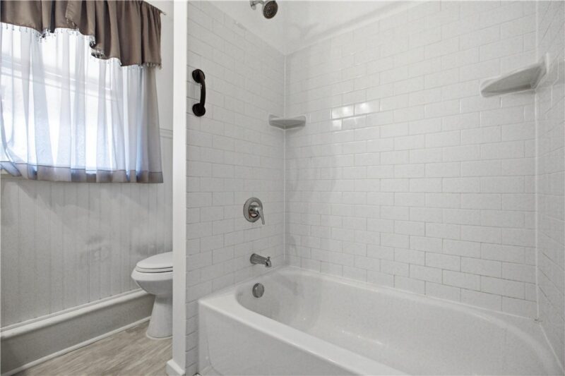 1914 Chislett Street — photo 6