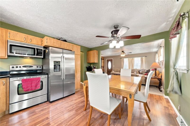 208 Stone Church Rd — photo 5