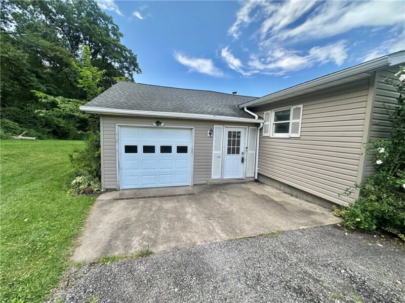 437 State Route 217 — photo 2