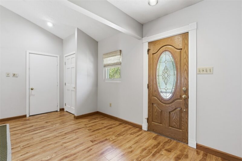 5102 Mcintosh Dr — photo 5