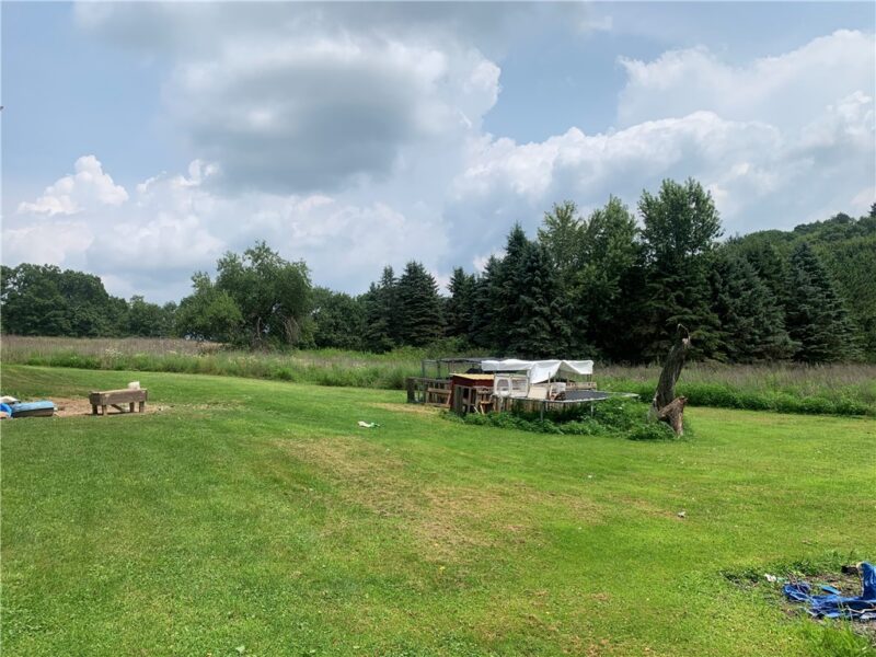 125-127 Janet Lane — photo 8