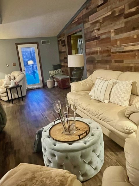 3458 Nearwood Dr — photo 4