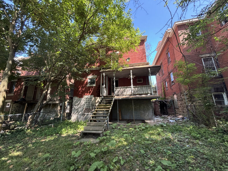 422 Charles STREET — photo 5