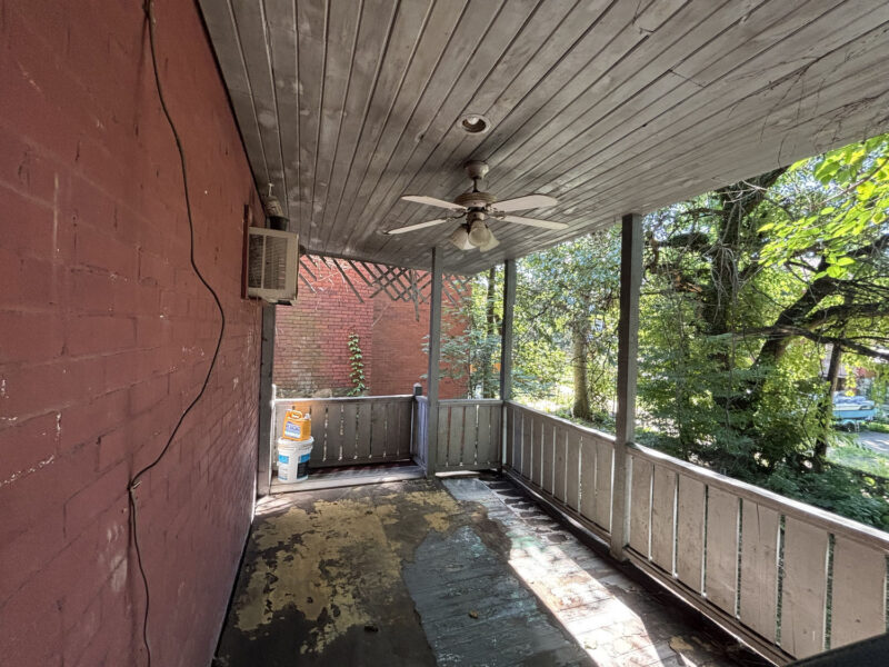 422 Charles STREET — photo 7