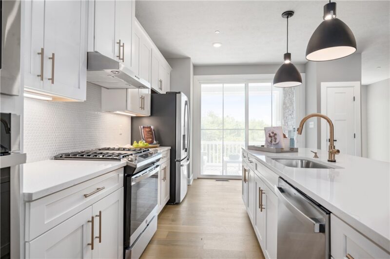 176 Breckenridge Court — photo 3