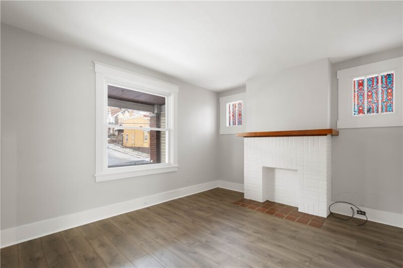 401 Lorenz Ave — photo 7