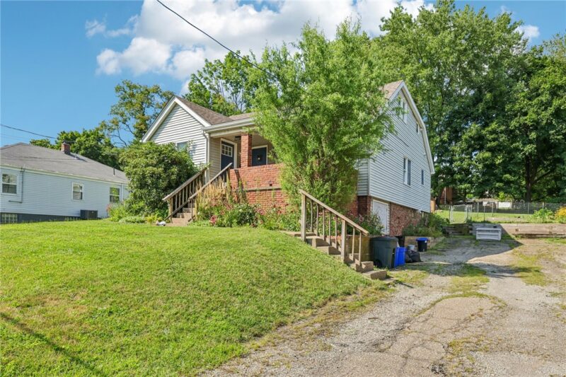 221 Rosecrest Dr — photo 3