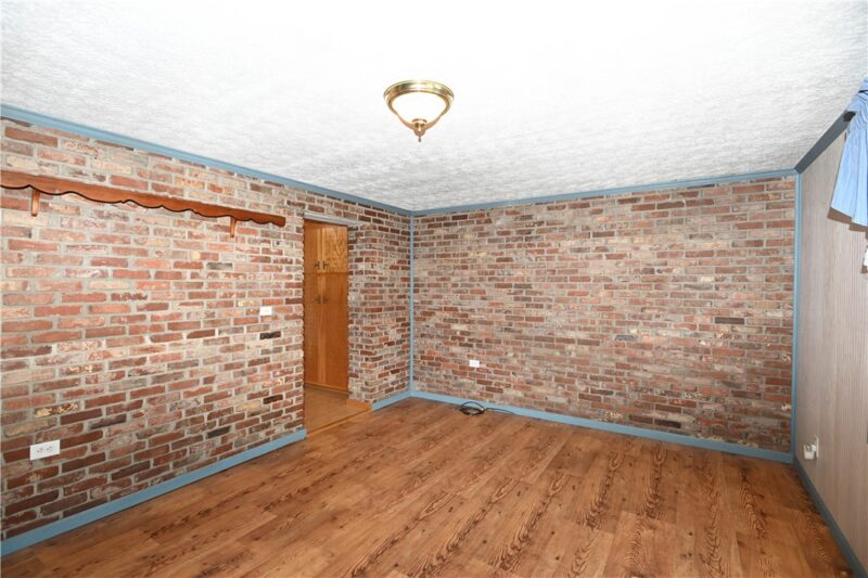 43 Woodhill Dr — photo 3