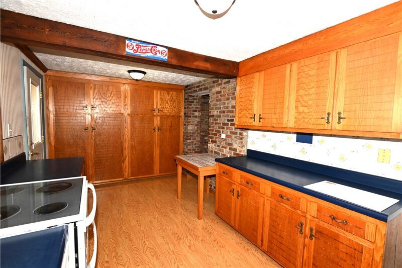 43 Woodhill Dr — photo 6