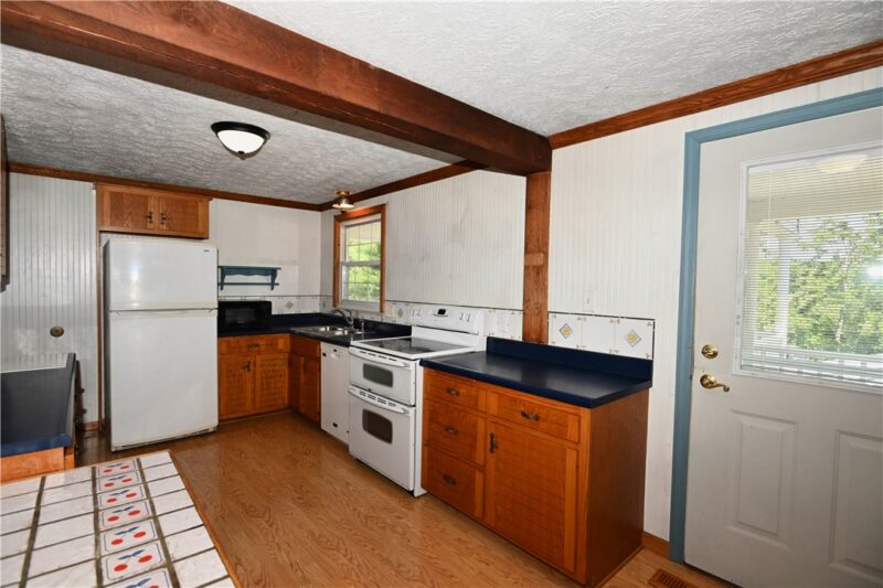43 Woodhill Dr — photo 7