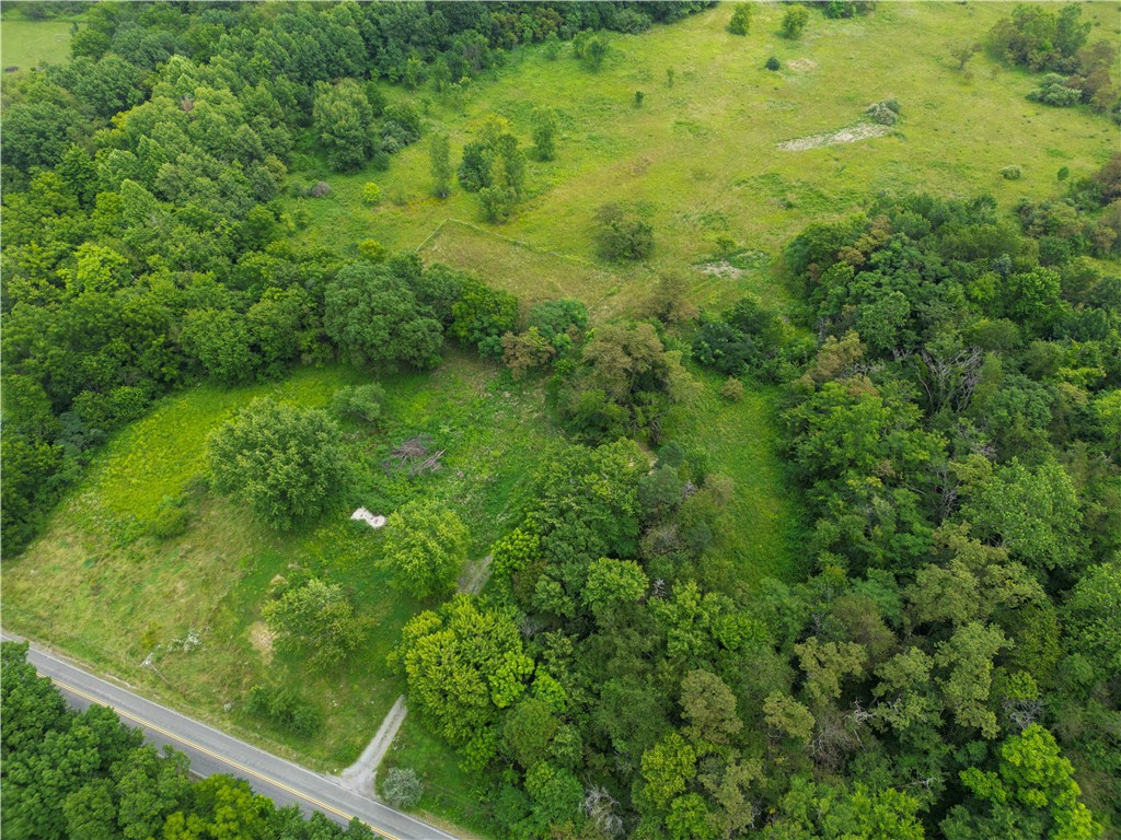 610 Valley Rd — photo 1