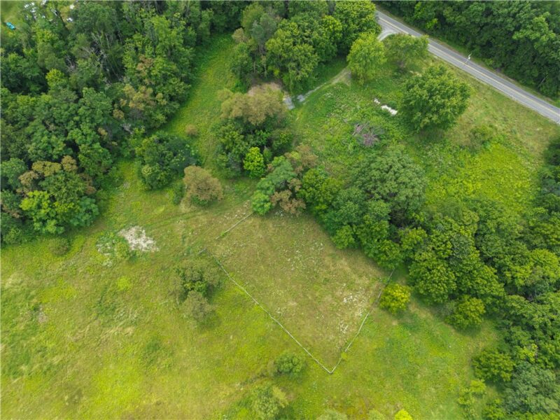 610 Valley Rd — photo 2