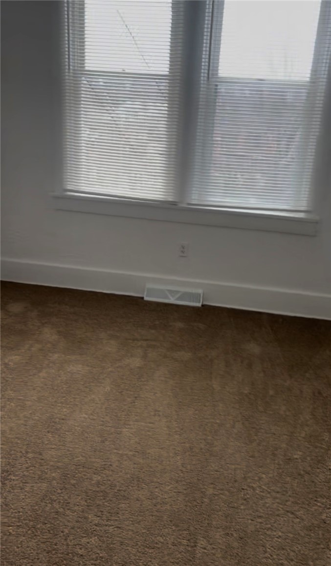 220 Langley Avenue — photo 3