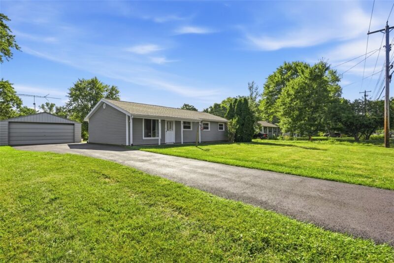 87 Robinhood Drive — photo 4