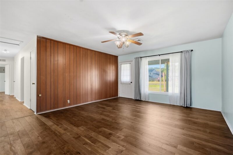 87 Robinhood Drive — photo 8