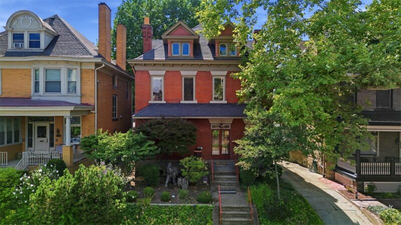 1524 Murray Ave — photo 2