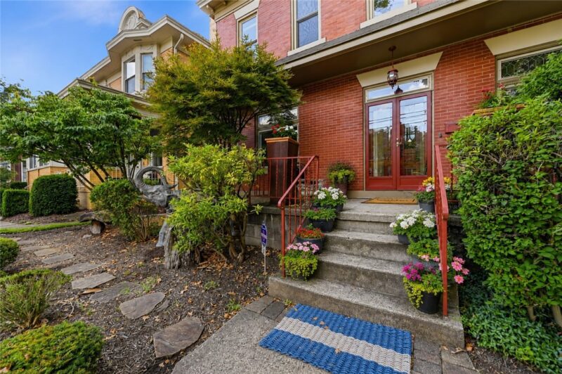 1524 Murray Ave — photo 4