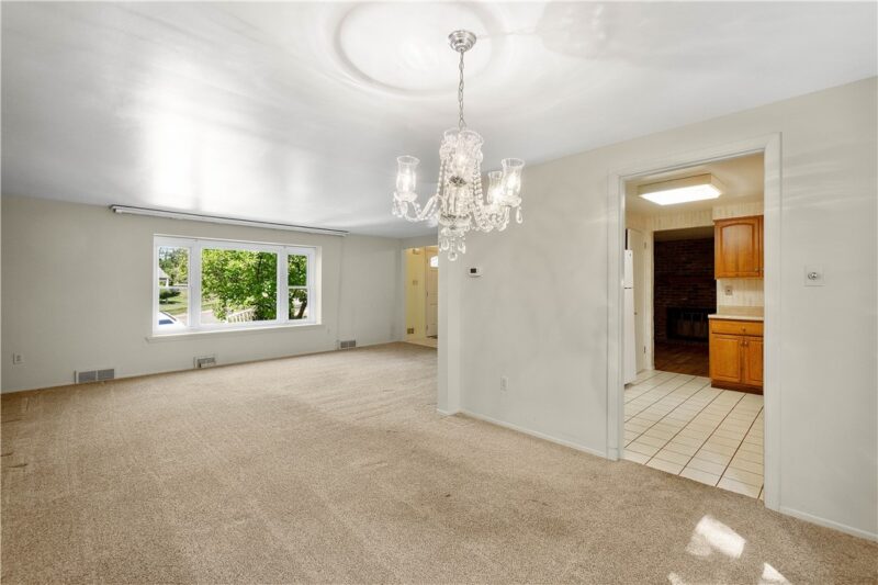 801 Hillaire Drive — photo 6
