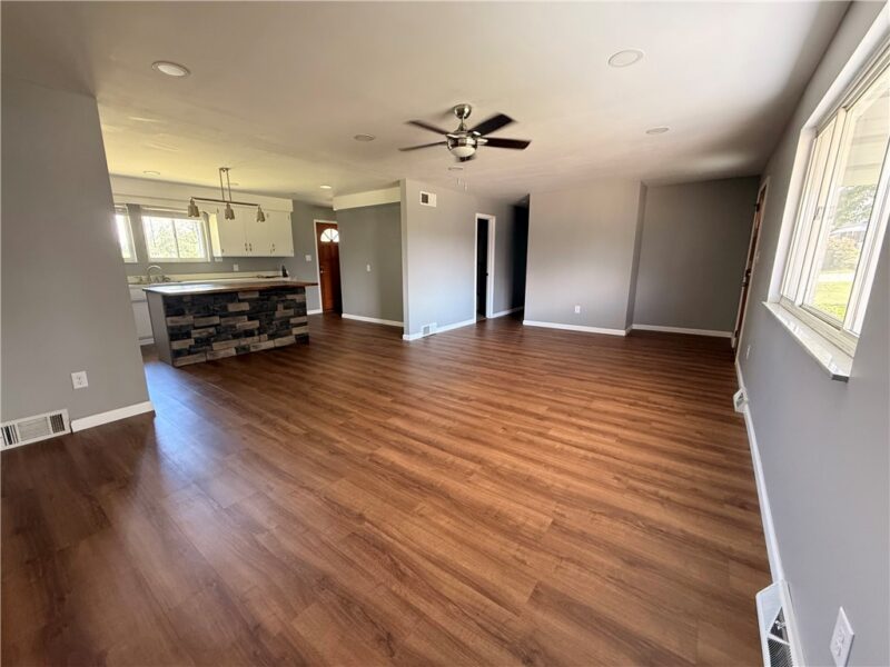 200 Social St — photo 6