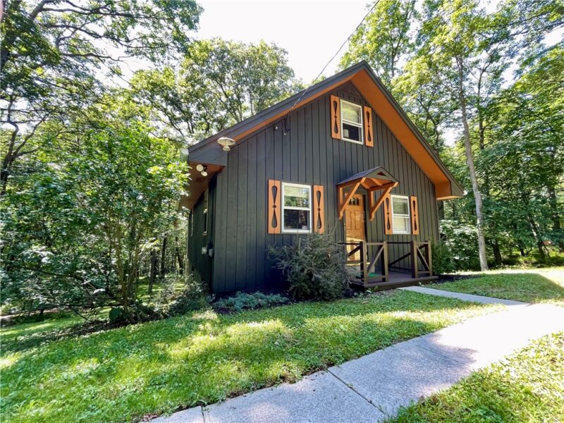 501 Laurel Summit Rd. — photo 2